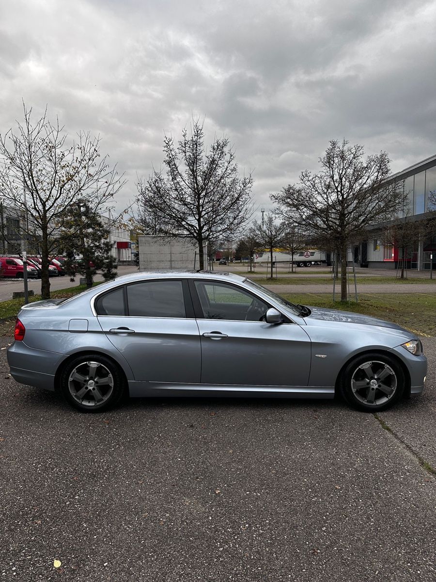 BMW 325i e90 - Image 3