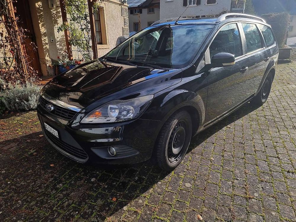 Ford Focus MKII - appena uscito dalla fabbrica con AHK