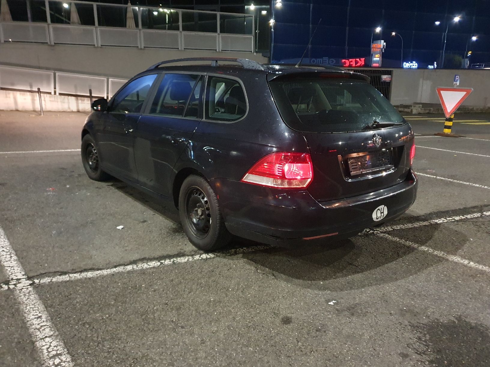 VW Golf V 5 Variant 1.4 TSI Nero Station Wagon - Image 1