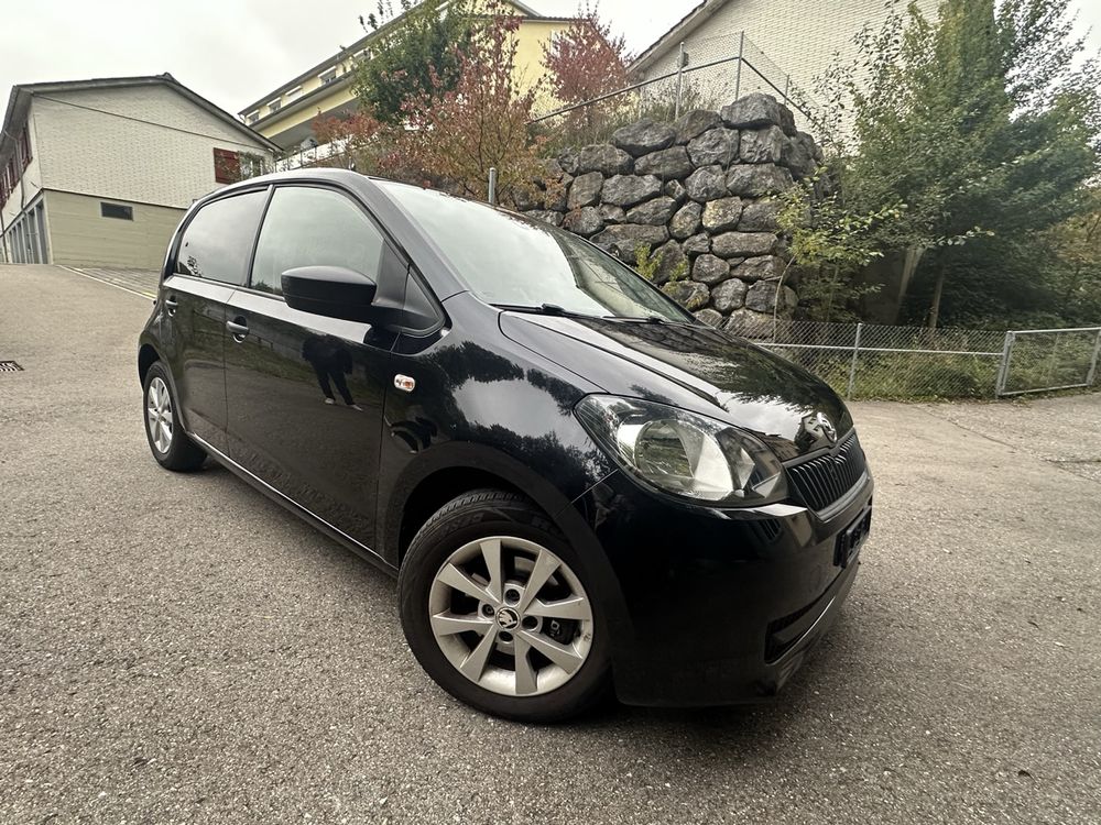 Skoda Citigo fresca con scadenza del MFK (09.10.2025)!