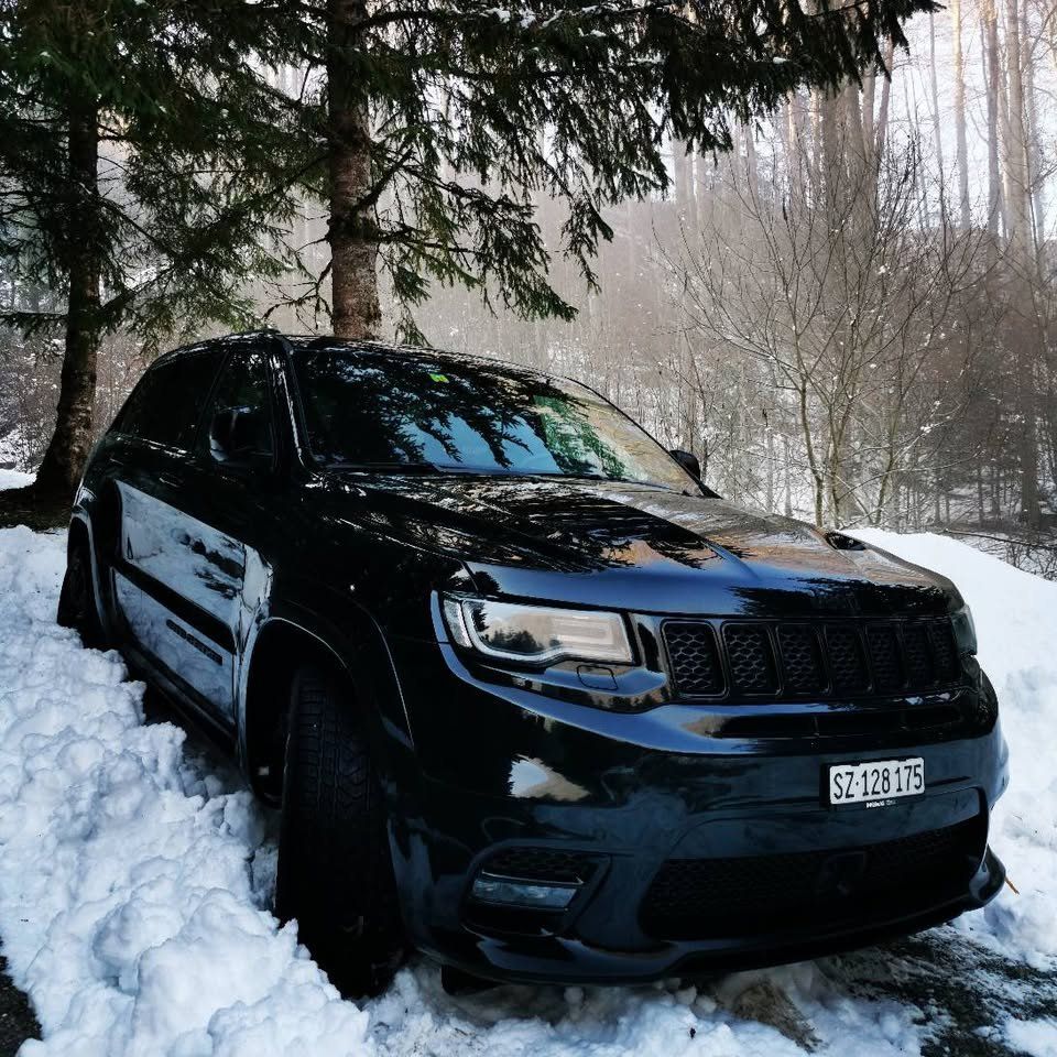 Jeep Grand Cherokee SRT8 da 6,4 litri del 2019 - Image 1