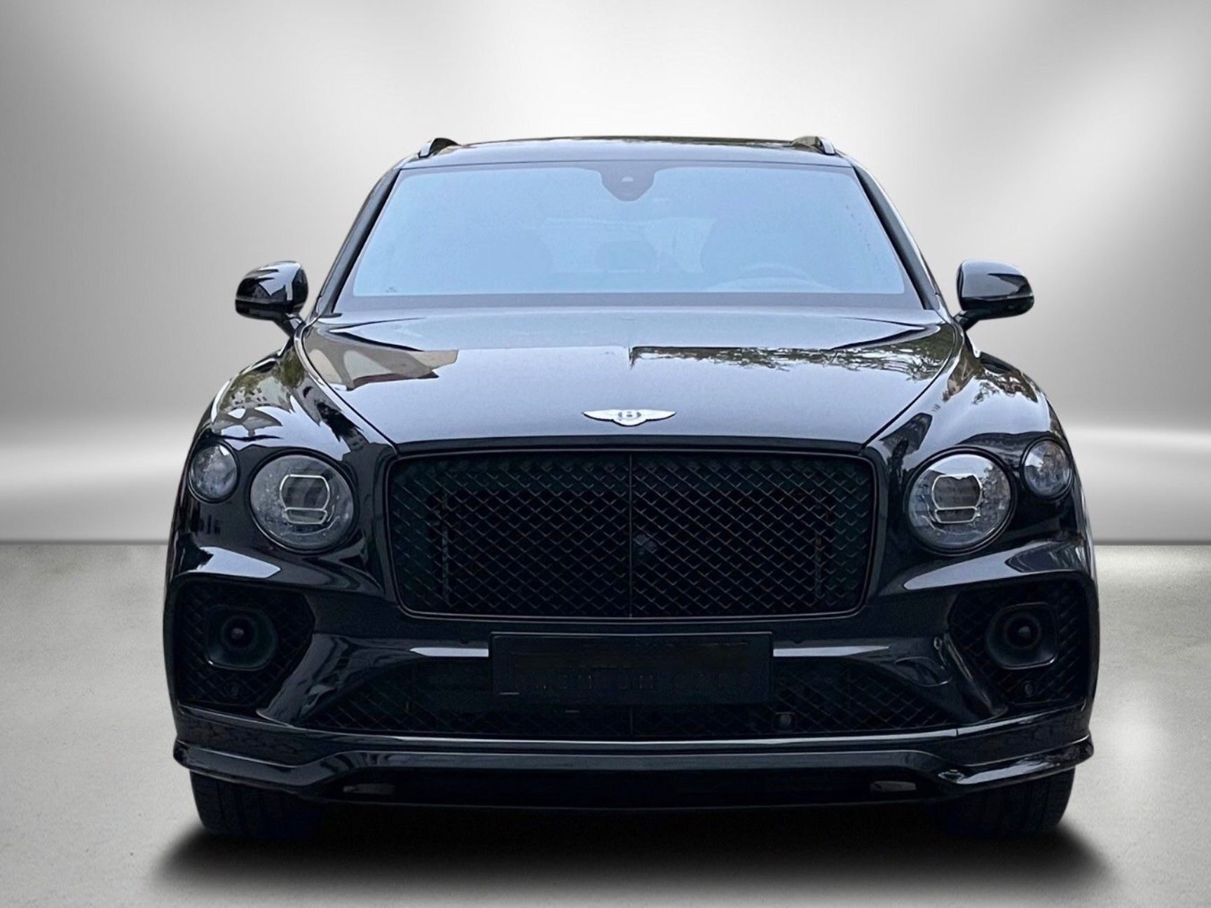 Bentley Bentayga V8 S Muliner "All Black Edition" - Image 1