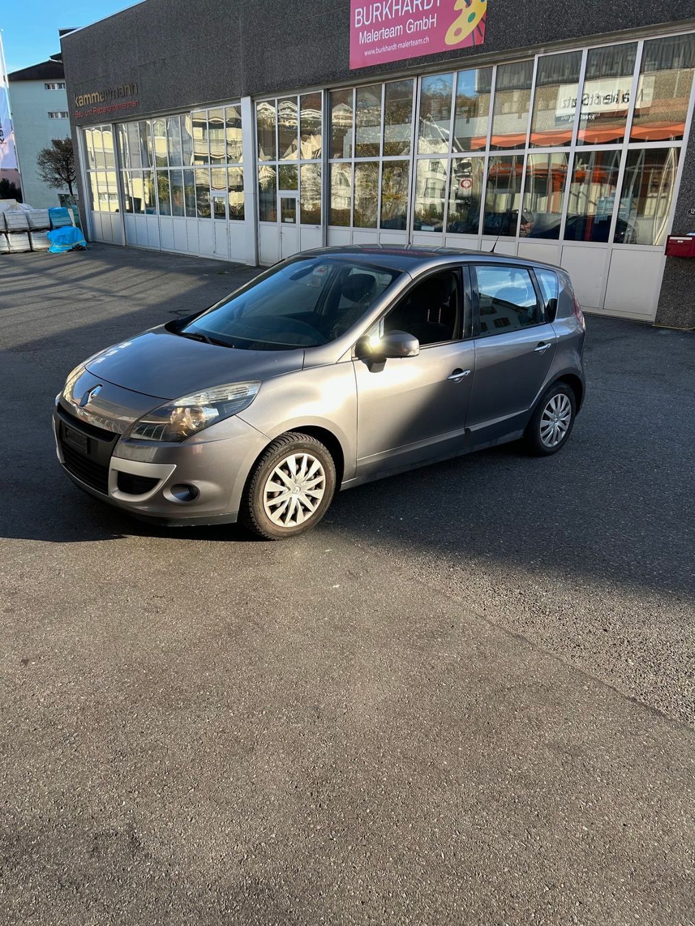 Renault Megane Scenic 1.4 - Image 1