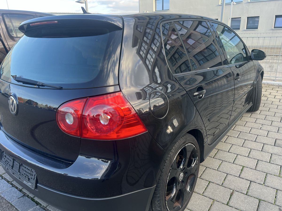 VW Golf GTI DSG Automatico - Image 3