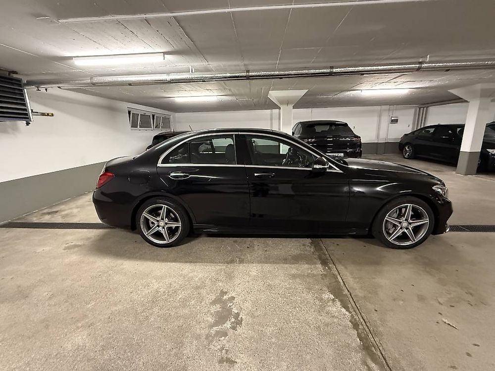 Mercedes-Benz C400 AMG Line - Image 2
