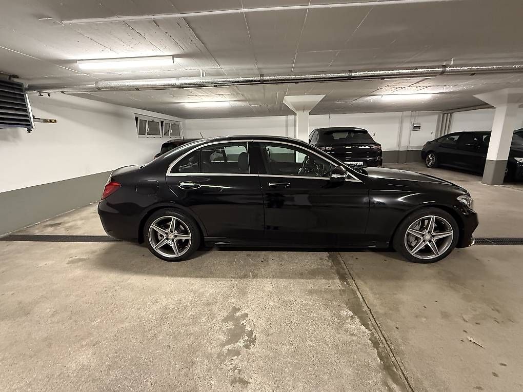 Mercedes-Benz C400 AMG Line - Image 3