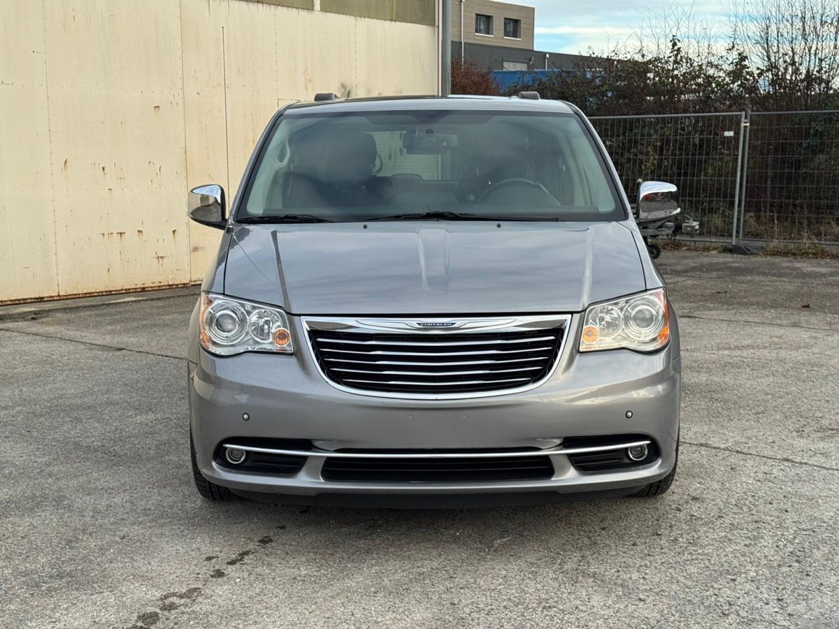Chrysler Grand Voyager, Town &amp; Country 3.6L, 2018, 35 km - Image 3