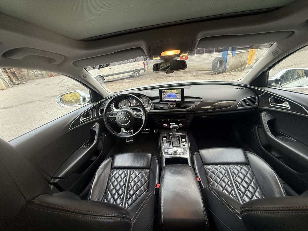 Audi S6 - Image 2