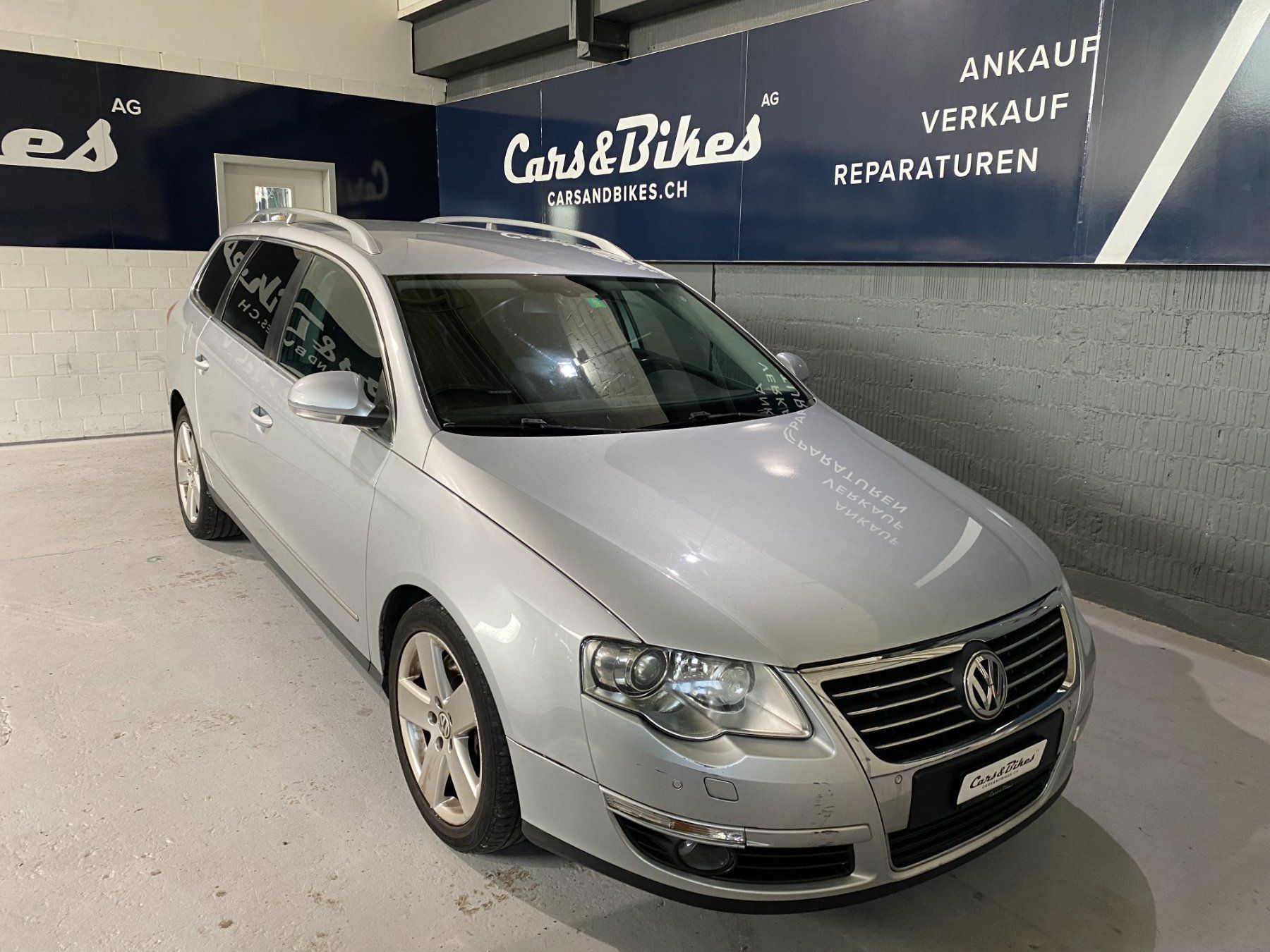 VW Passat Variant 3.2 V6 FSI Highline 4Motion Ab MFK 02.2025 - Image 1