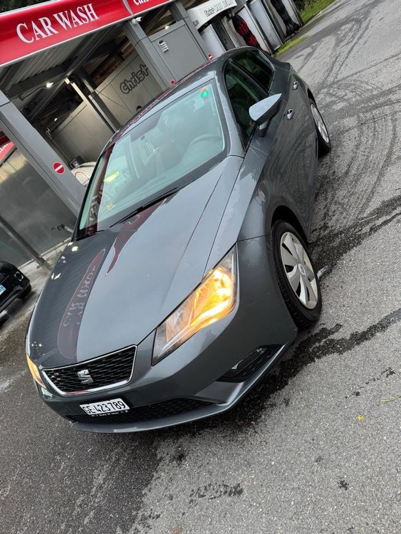 Seat Leon 1.4 TGI, ben tenuta, sottoposta a revisione