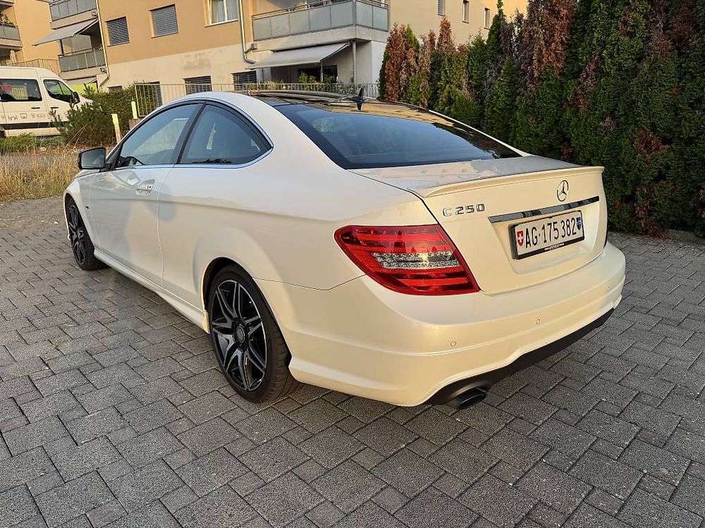 Mercedes Benz C250 coupé - appena uscito dal servizio - Image 2