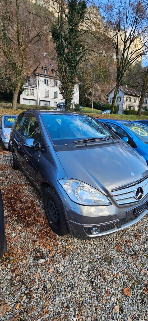 Mercedes A170 Automatico con incidente - Image 3