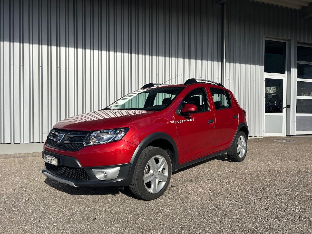 DACIA Sandero 90 Stepway appena uscito dal servizio e con MFK 85'000 KM - Image 1