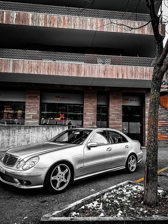 Mercedes W211 E500 AMG - Image 2