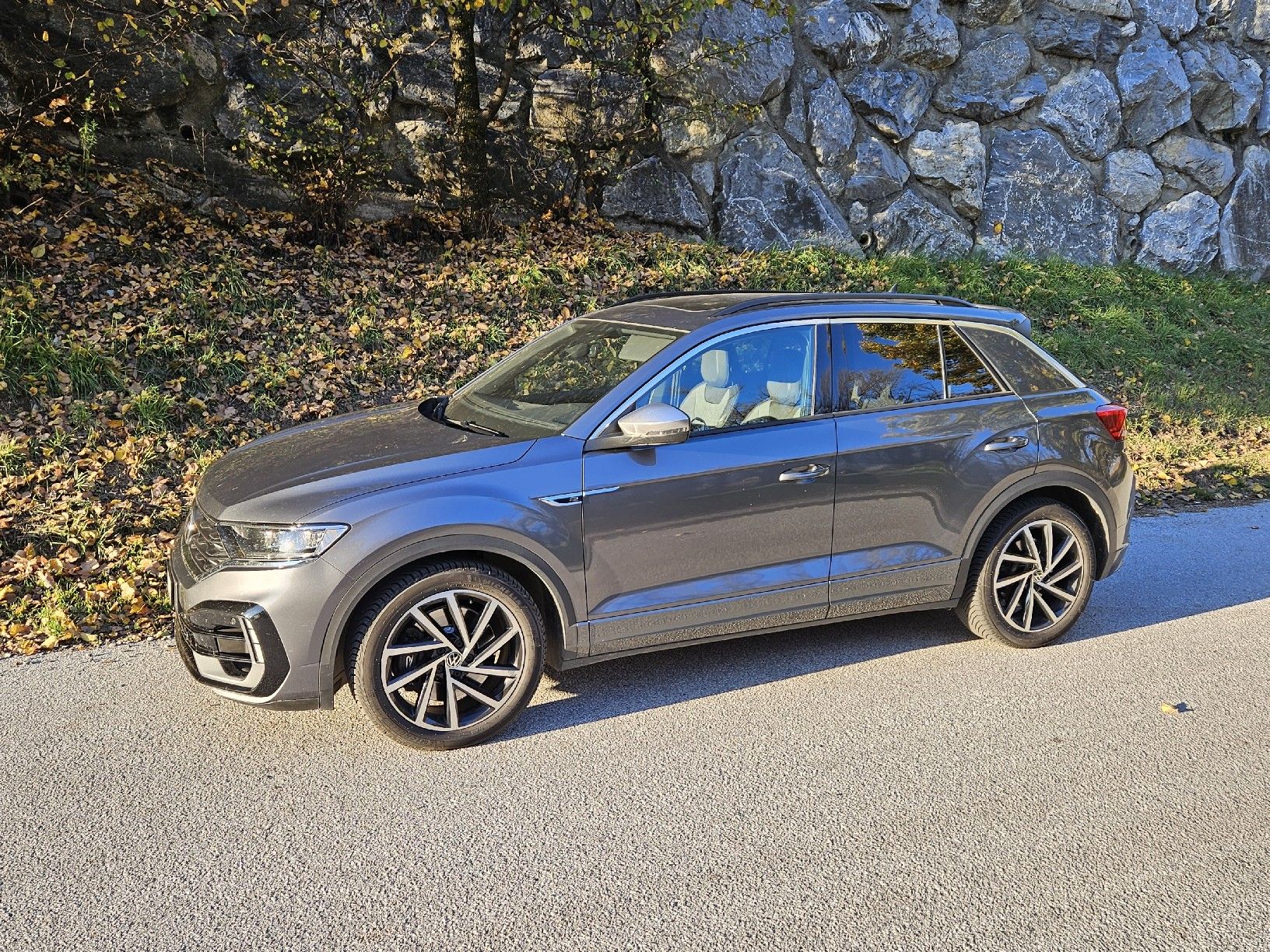 VW TRoc R, Akrapovic - Image 3