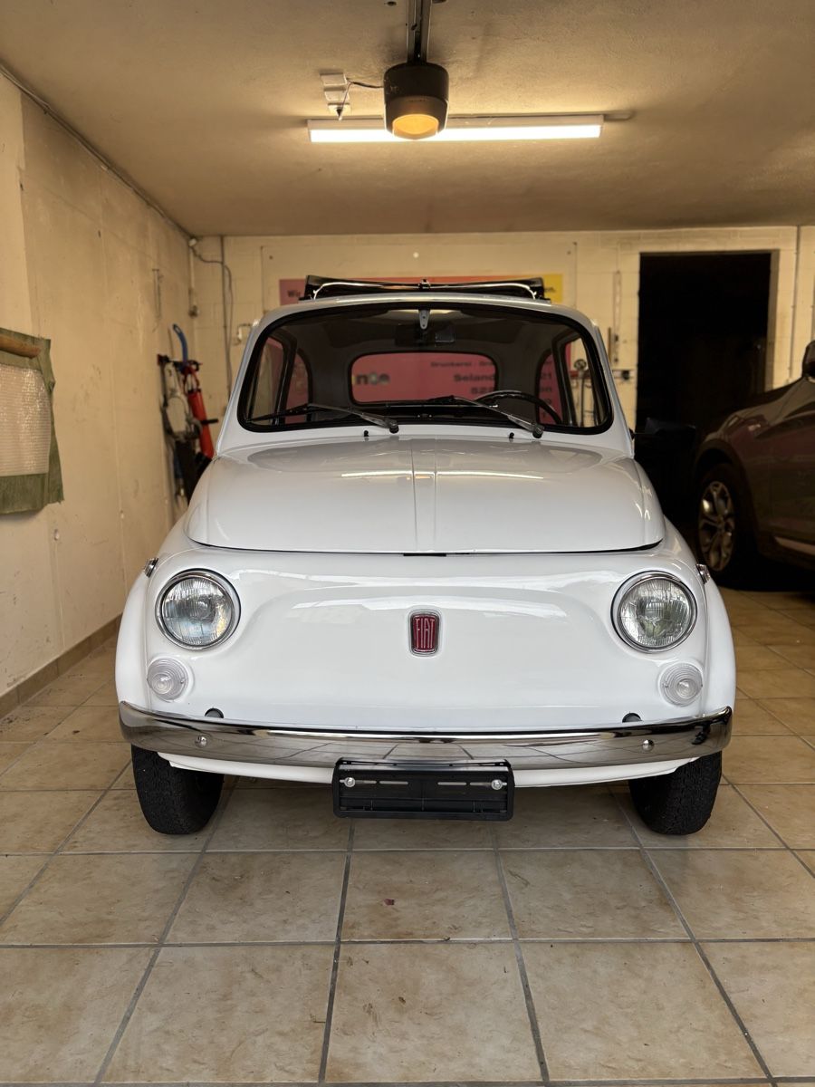 Fiat 500 1973 completamente restaurato, appena uscito dalla carrozzeria con veterano - Image 1
