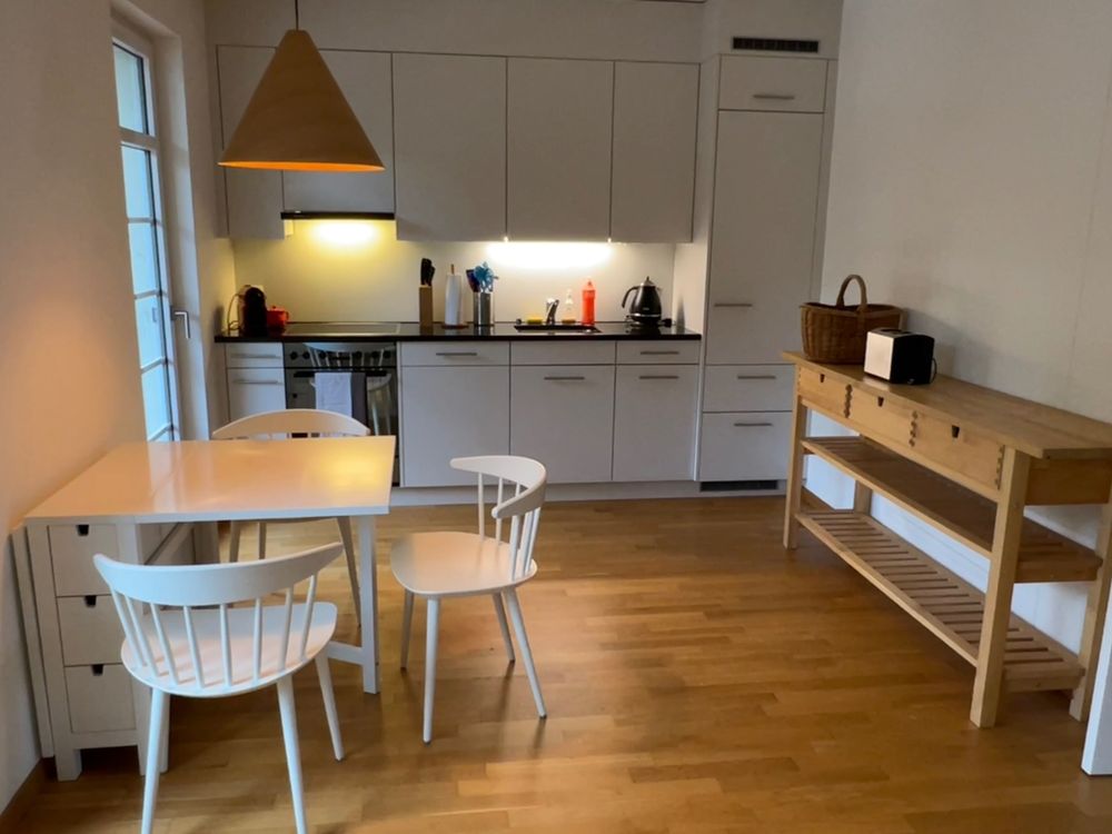 4 Hay Designerstühle weiss
