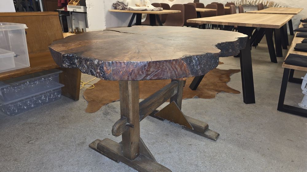 Tavolo massiccio a forma di disco di albero, rustico - Image 2