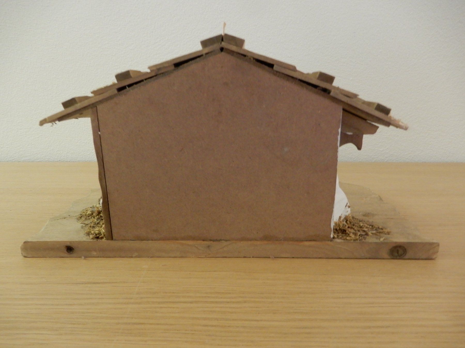 Casa delle creazioni natalizie piccola, Stall - Image 3