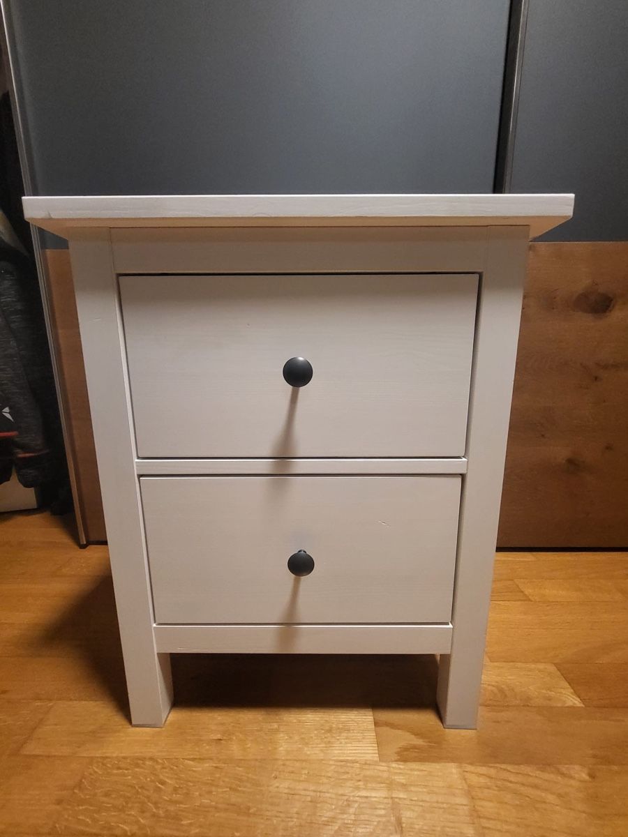 Comodino con cassetti - Image 1