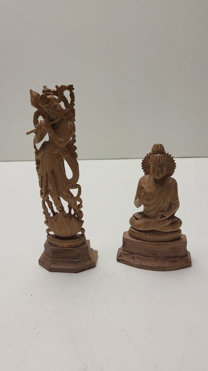 Figure in legno di Krishna e Buddha (2)