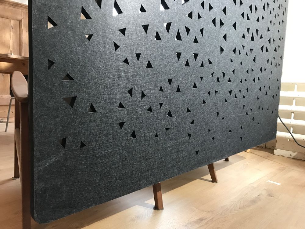 Bellissimo divisore di spazio parete divisoria parete nera in ottimo stato! - Image 2