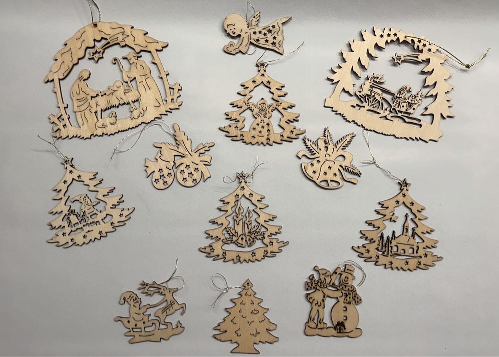 Decorazioni natalizie in legno da appendere o da usare come decorazione da tavolo
