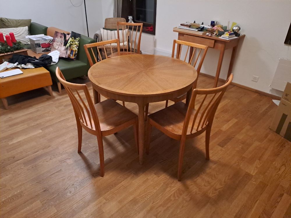 Tavolo da pranzo rotondo estraibile + 6 sedie, legno