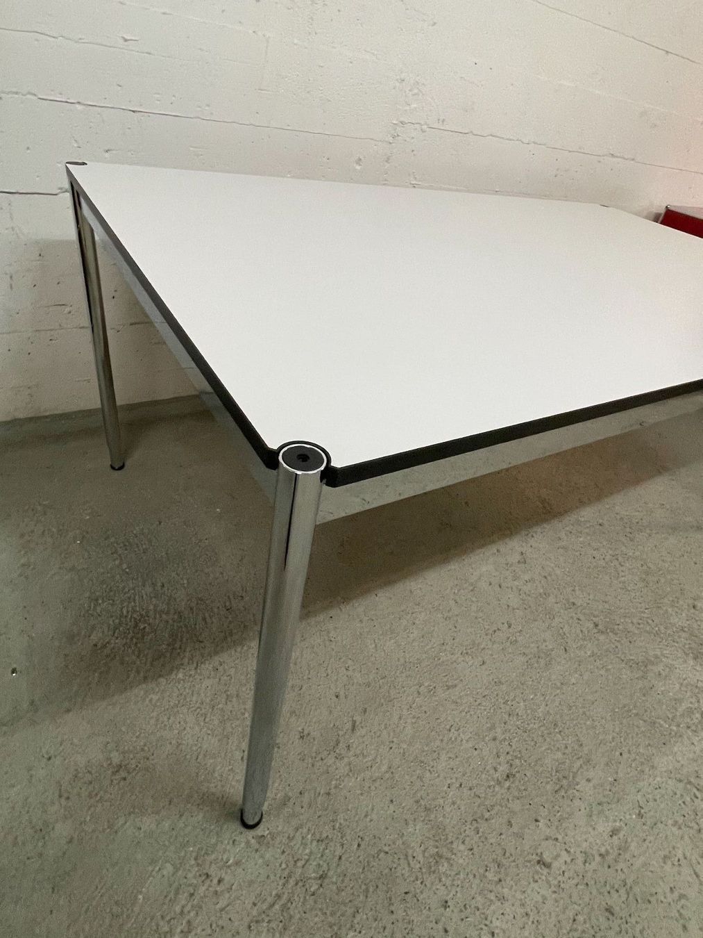 USM tavolo 175 x100 bianco 30 pezzi - Image 1