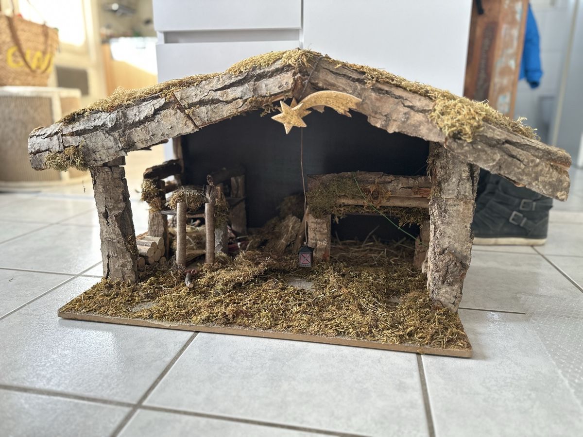 Presepe fatto a mano, legno, nuovo, ottimo! - Image 1