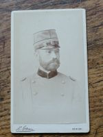 Foto vecchia su cartone / con berretto e sciabola ca. 1890 - Image 2