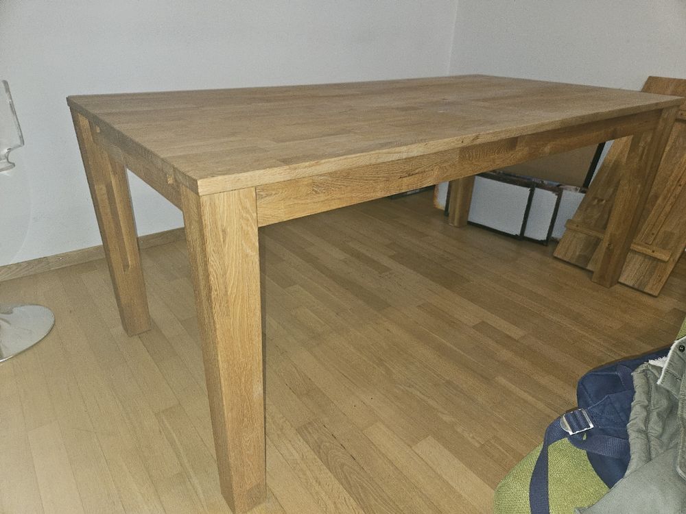Tavolo da pranzo in legno