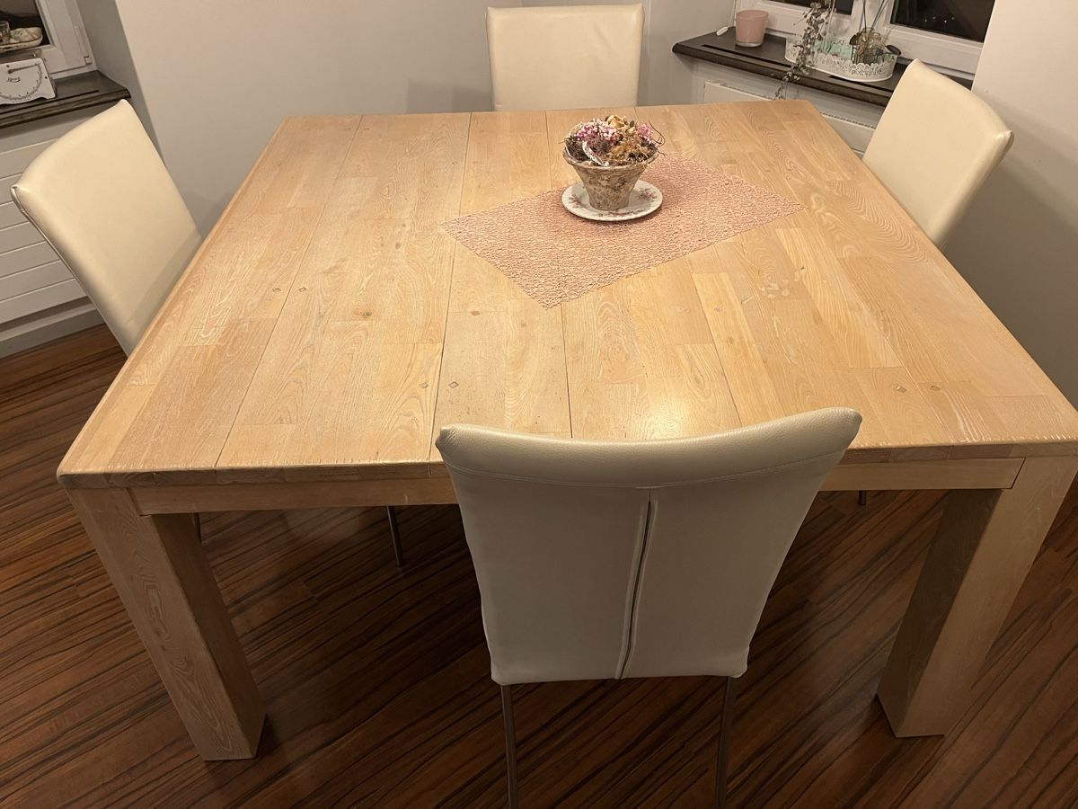Zeitloser Esstisch ausziehbar mit 6 Stühle mit Lederbezug - Image 3