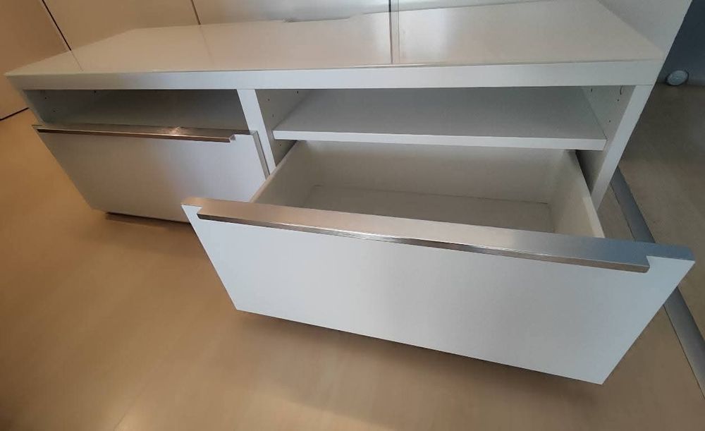 BESTÅ TV-bank con cassetti e piano in vetro - Image 2