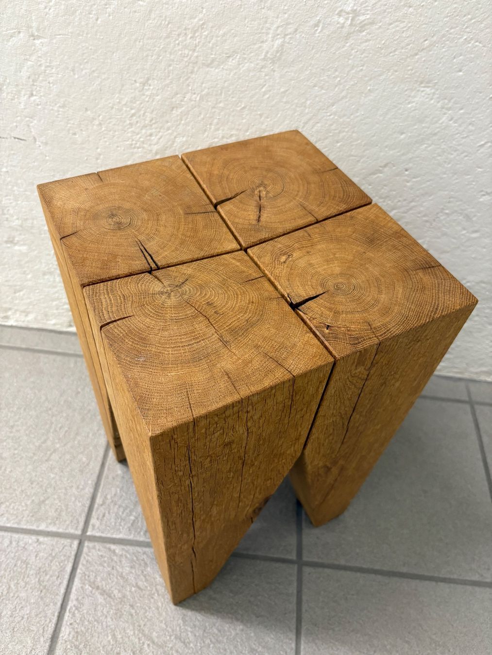 Hocker Backenzahn di e15 - Design classico in legno di quercia - Image 3