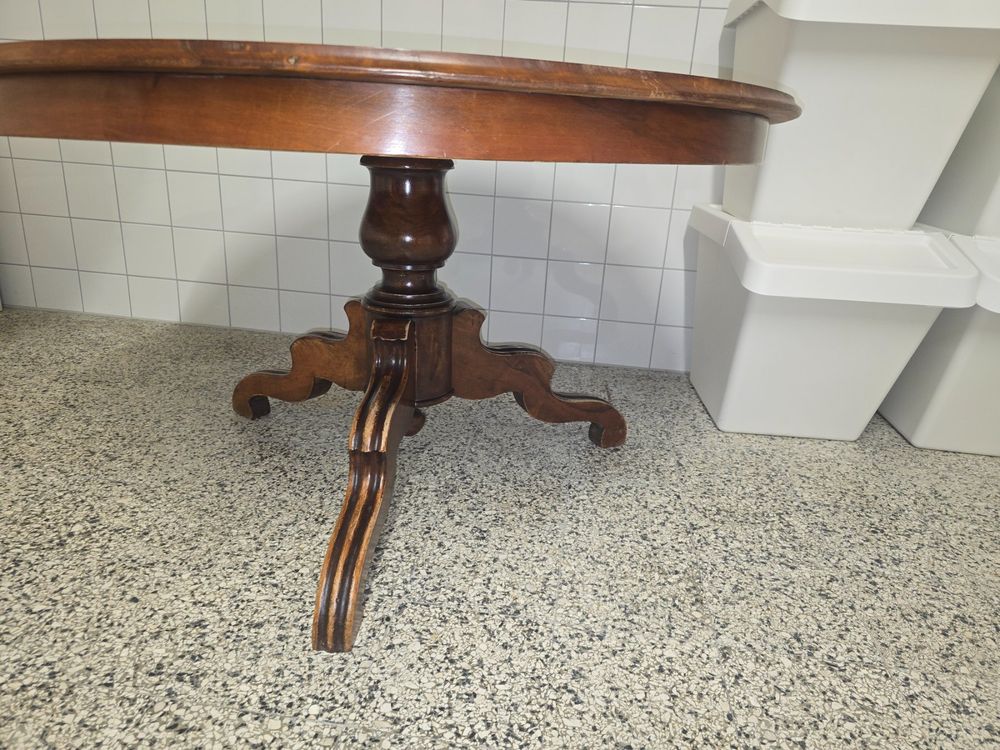Tavolino da salotto rotondo. Legno massiccio. Alt. Molto bello - Image 2