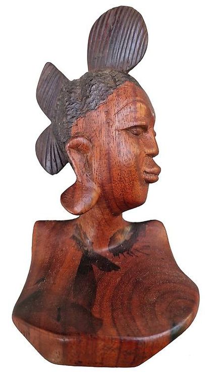 2x statue africane