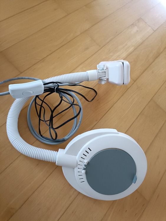 Lampe per la cura dei piedi/cosmetica con lente ingrandente