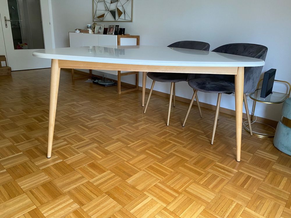 Tavolo da pranzo scandinavo di design, 6 posti, in buone condizioni - Image 2