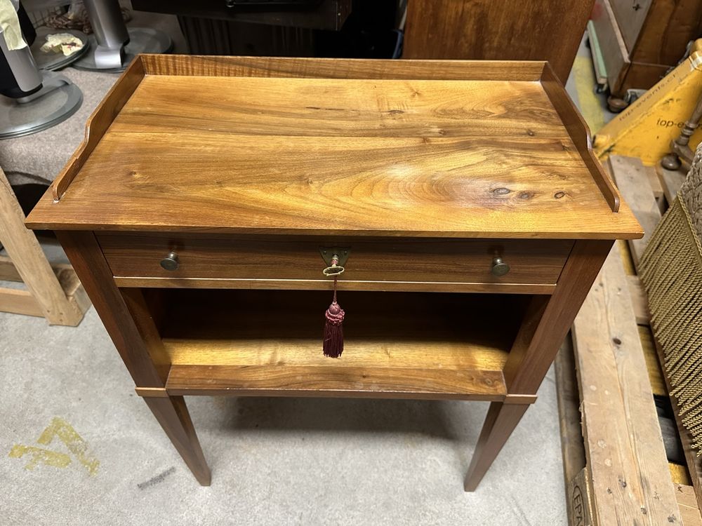 bello comodino antico Biedermeier in legno massiccio Korsch - Image 2