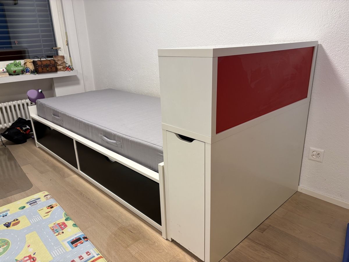 Letto singolo con spazio di archiviazione e materasso, ottimo stato! - Image 3