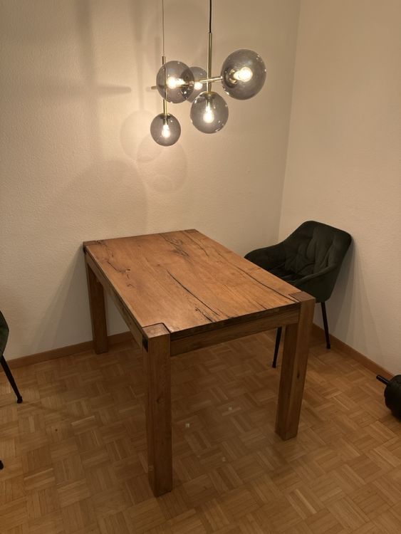 Tavolo in legno massiccio con design speciale in vendita! - Image 2
