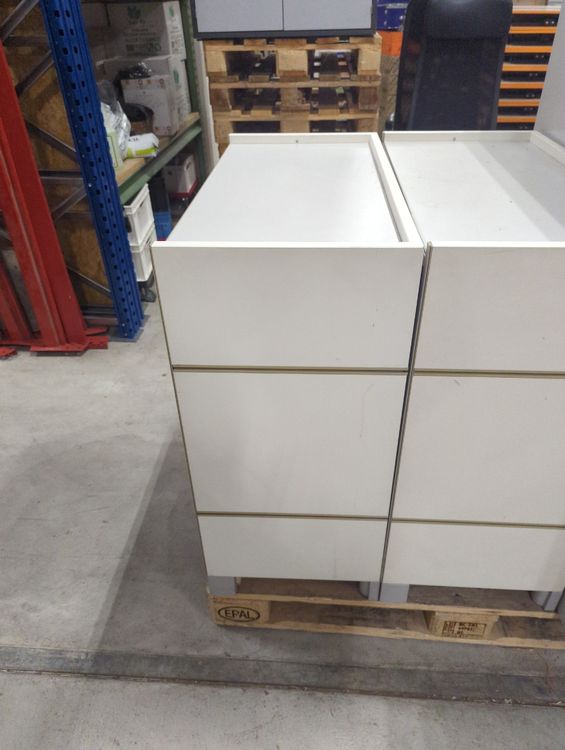 2 pratici, stabili scaffali da vendere per ufficio o cantina - Image 2