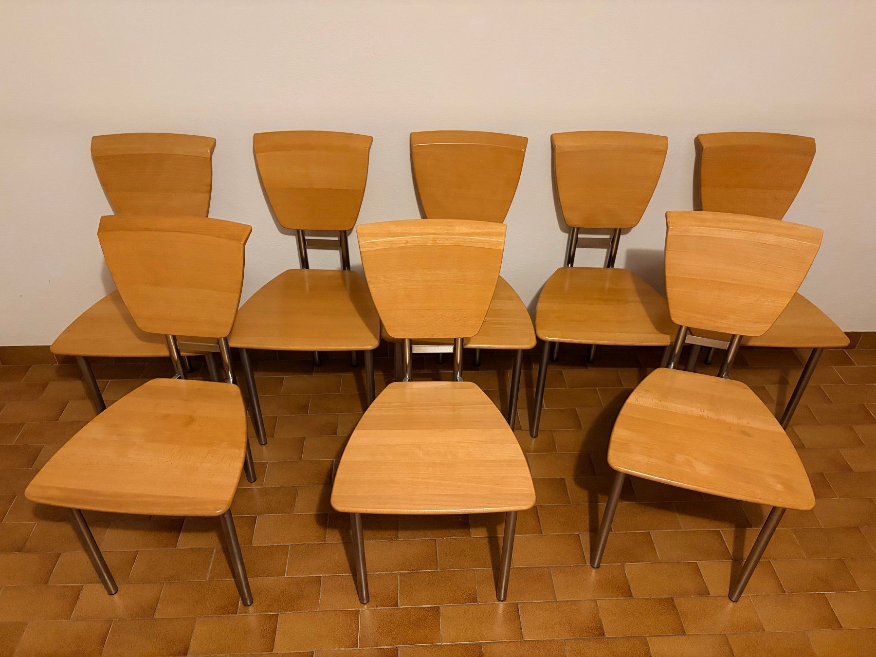 Set di 8 sedie in legno e metallo - Image 1