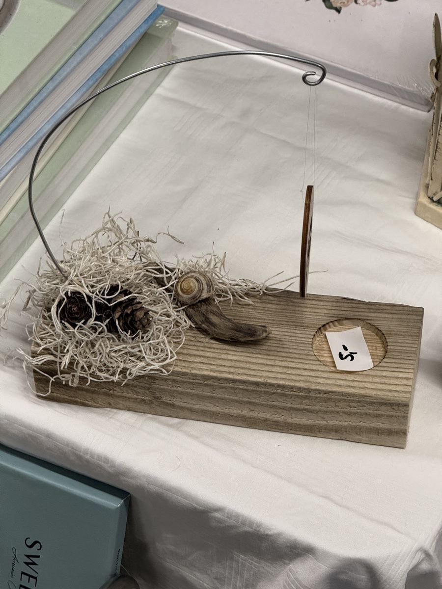 Unik design with crib and pegs, handwork - Image 3