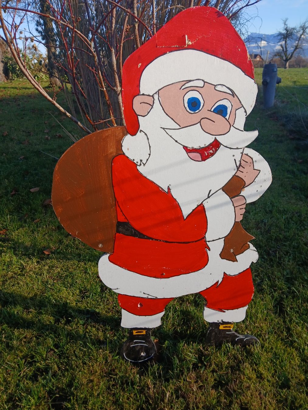 Decorazioni natalizie fatte a mano: Babbo Natale in legno, 12 pezzi - Image 3