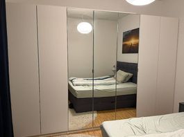 Grande armadio PAX con porte a specchio, in ottimo stato! - Image 3