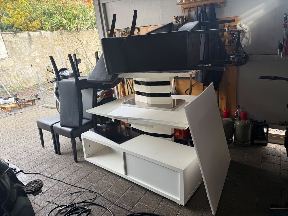 Tavolo da pranzo con sedie e credenza, bianco, ottimo stato