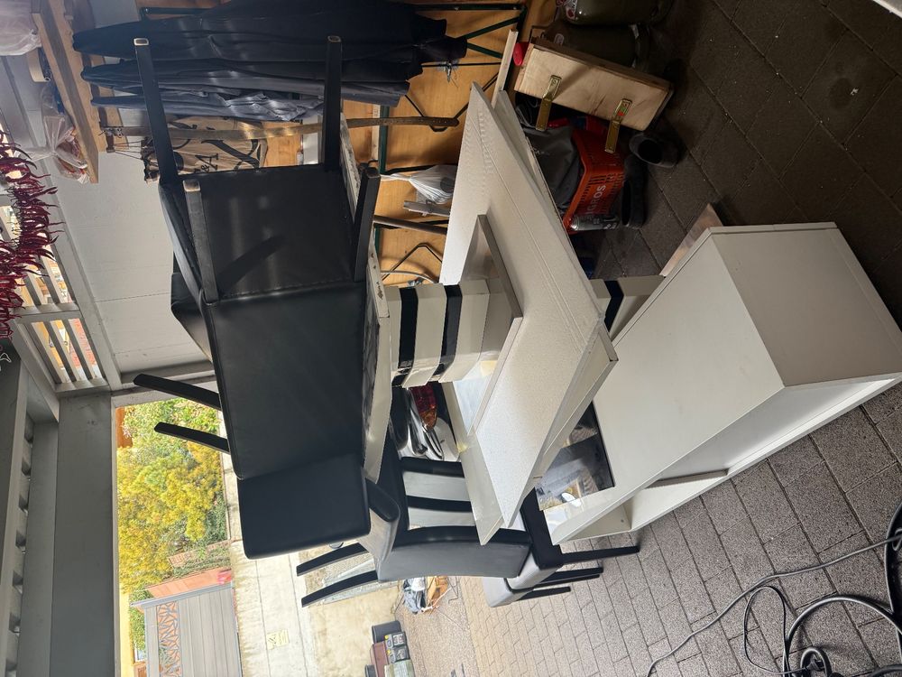 Tavolo da pranzo con sedie e credenza, bianco, ottimo stato - Image 2