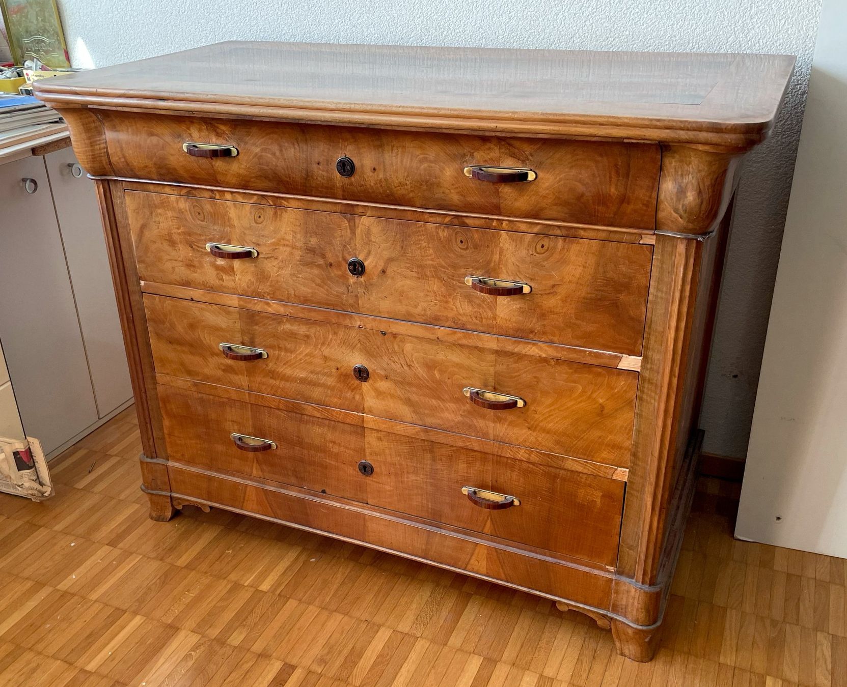 Comodino Biedermeier proveniente da un'eredità - Image 1